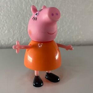 Peppa Pig Mummy Pig W/Orange Dress  3” Action Figure Plastic Hasbro Toy